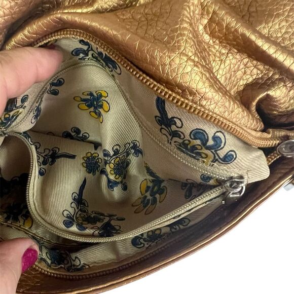 Quilted Golden Bronze Shoulder Bag with Removable Chain Strap - Picture 5 of 6